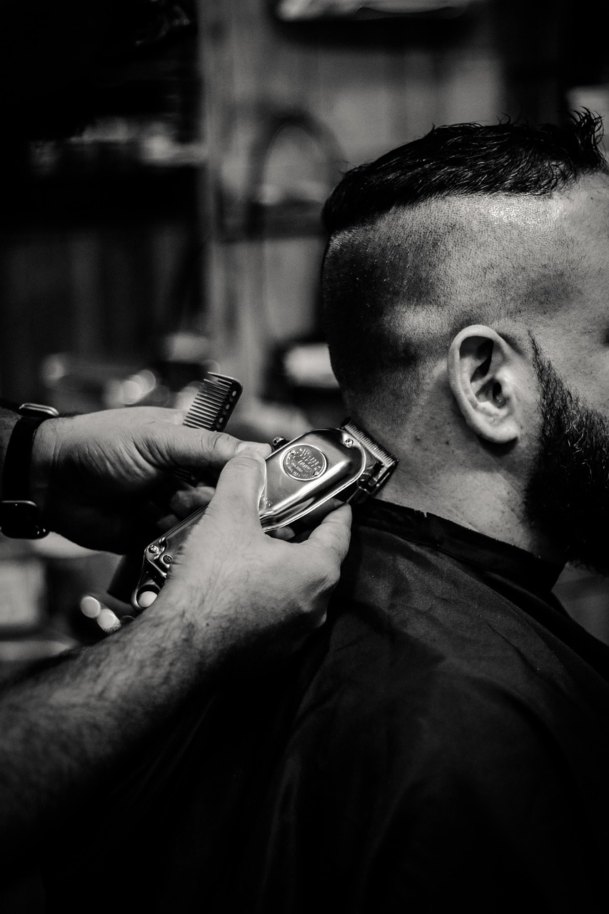 How to Communicate Like a Pro with Your Barber Clients