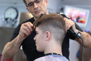 No-Fail Clipper Haircut: Easy Step-by-Step for Beginners